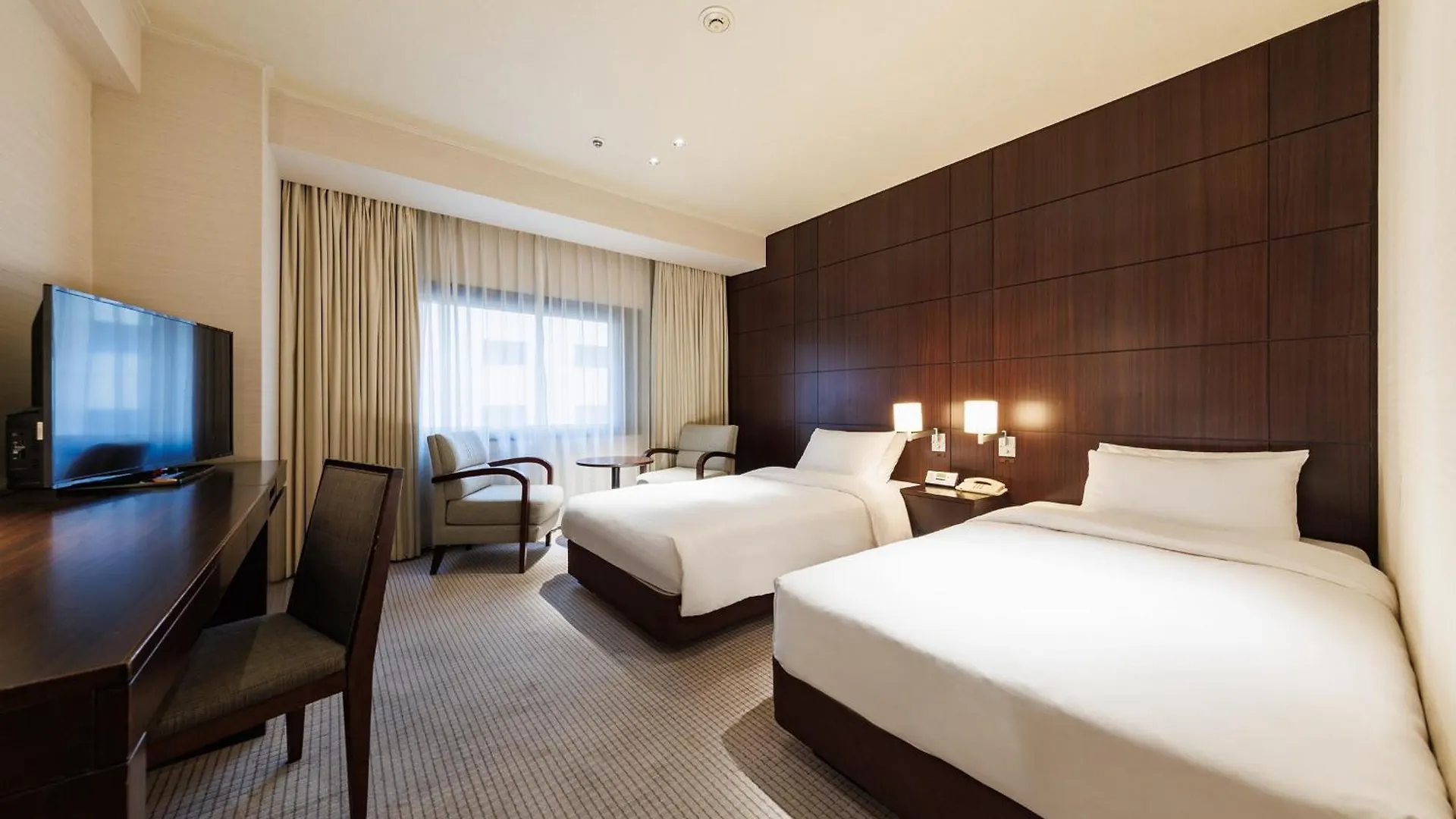 Hotel Metropolitan Edmont Tokyo 4*,